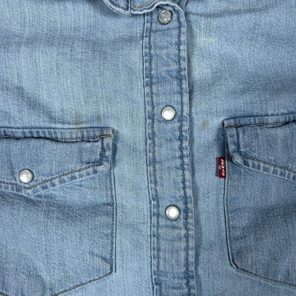 Vintage Levi's Button Down Shirt Womens Small Light Blue Y2K Denim Western Snap - Picture 5 of 13